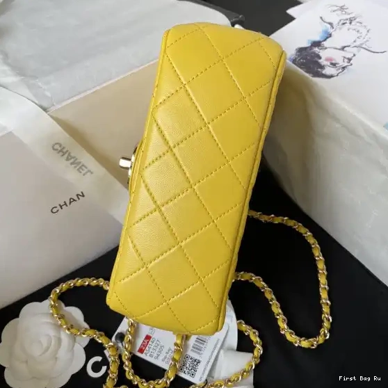 First Bag Ru TOP CHANEL WITH BAG FLAP HANDLE-18CM 0518